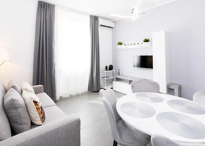 Travel House Rom